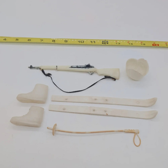 G I Joe Mountain Ski Patrol Accessories Lot Rifle Skis Helmet Plus - Picture 1 of 2